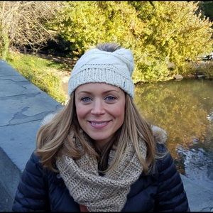 Meet your Posher, Caroline